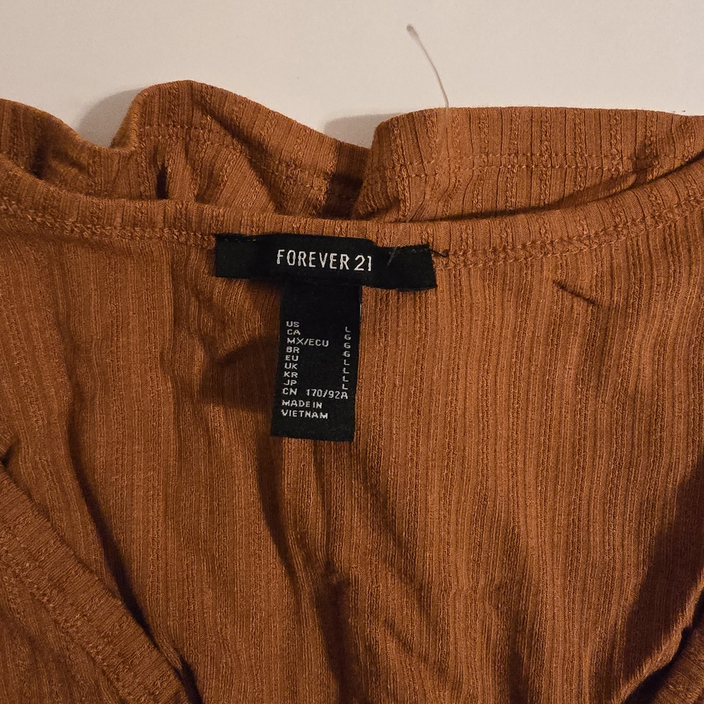 Forever 21 Button-Up Ribbed Top - Picture 2 of 2